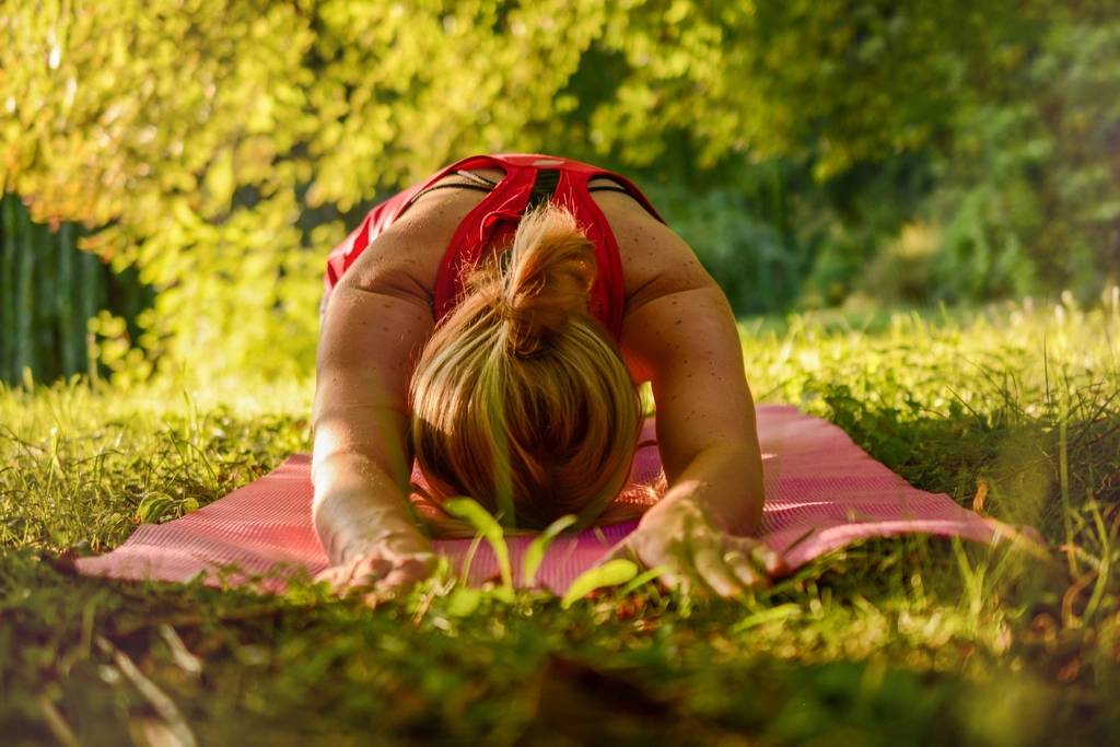 Free outdoors yoga image